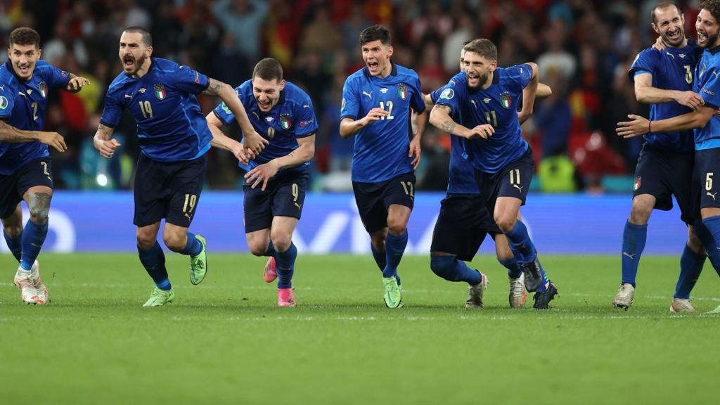 Italy celebrate