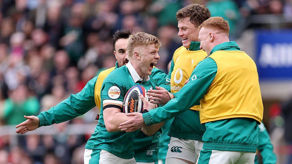 Tommy O'Brien's try rounded off  a superb first half for Ireland