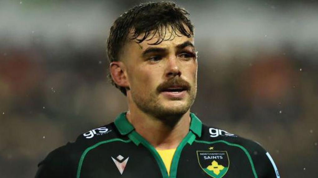 Furbank back on bench as Saints name unchanged XV