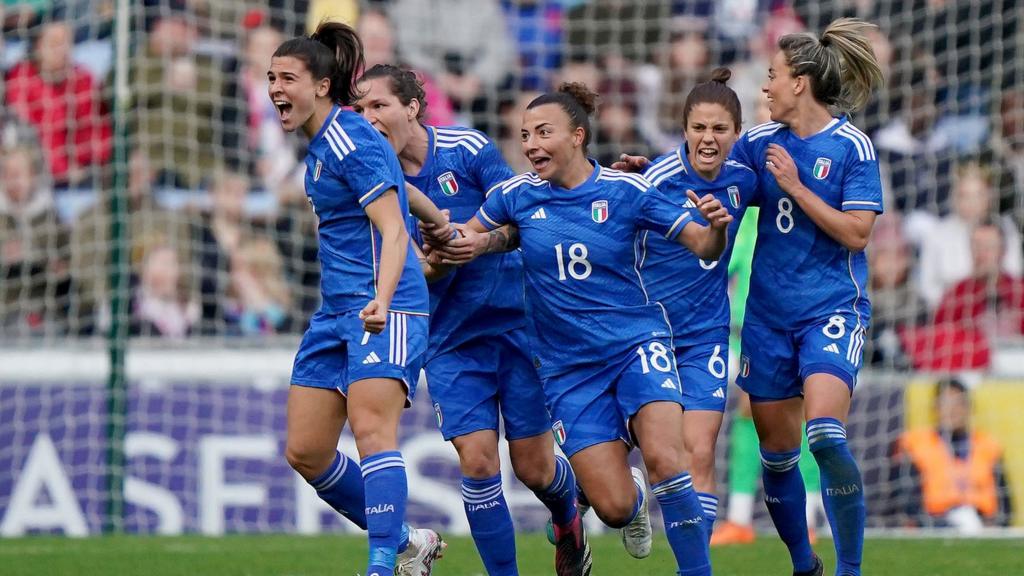 Italy celebrate