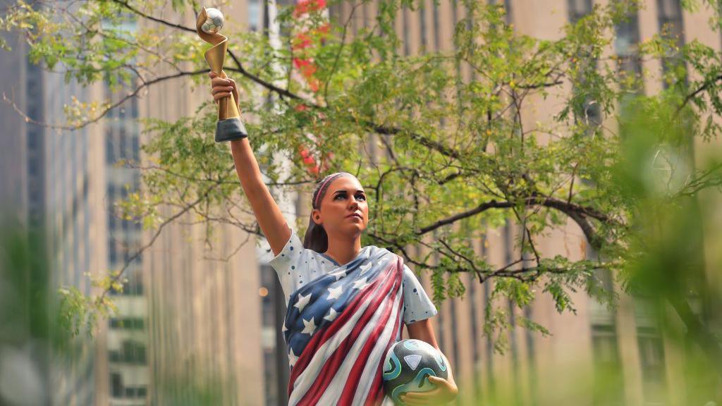 Alex Morgan statue in Fox Square, New York City