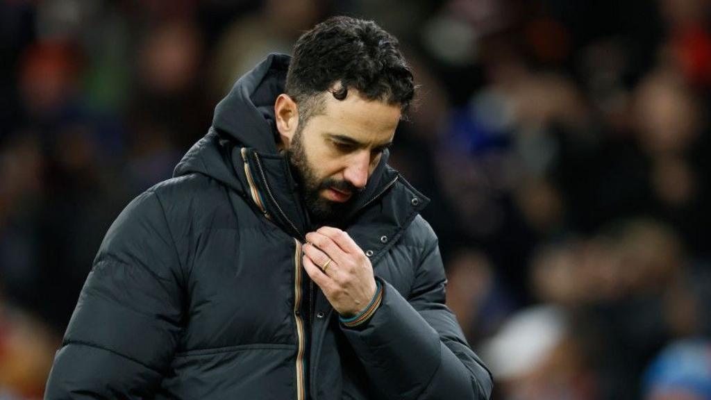 Man Utd under ‘pressure’ & must sell to buy in summer – Amorim