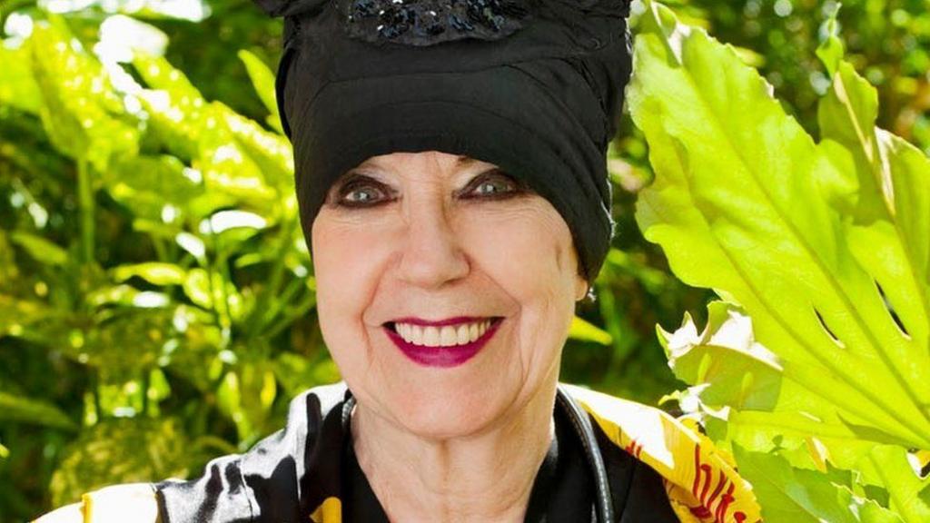 Molly Parkin, celebre artista e scrittrice di moda, è scomparsa