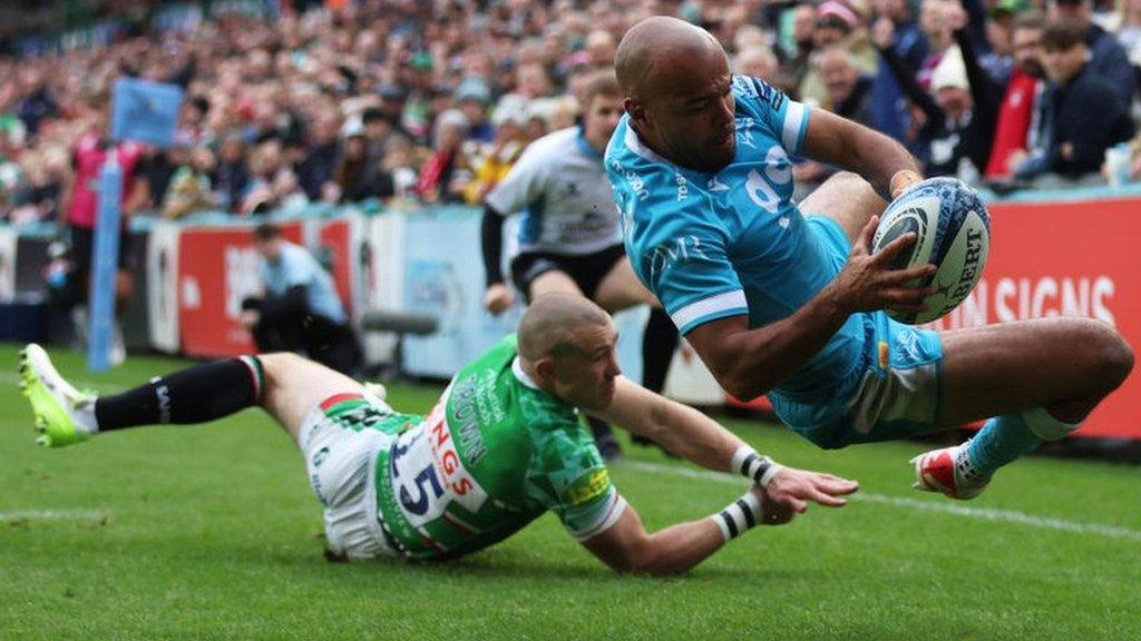 Sale winger Tom O’Flaherty had a try disallowed at Welford Road