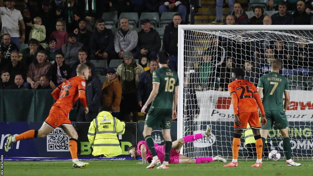 Millwall score against Plymouth Argyle