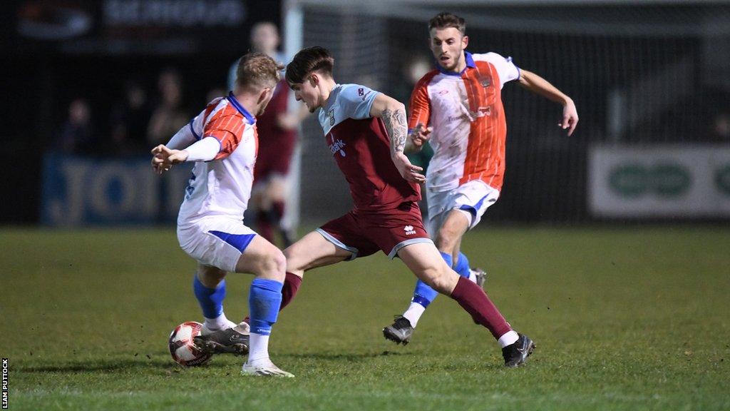 Knaphill v Farnham Town in the Combined Counties Premier Division South