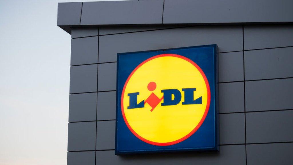 Lidl sign