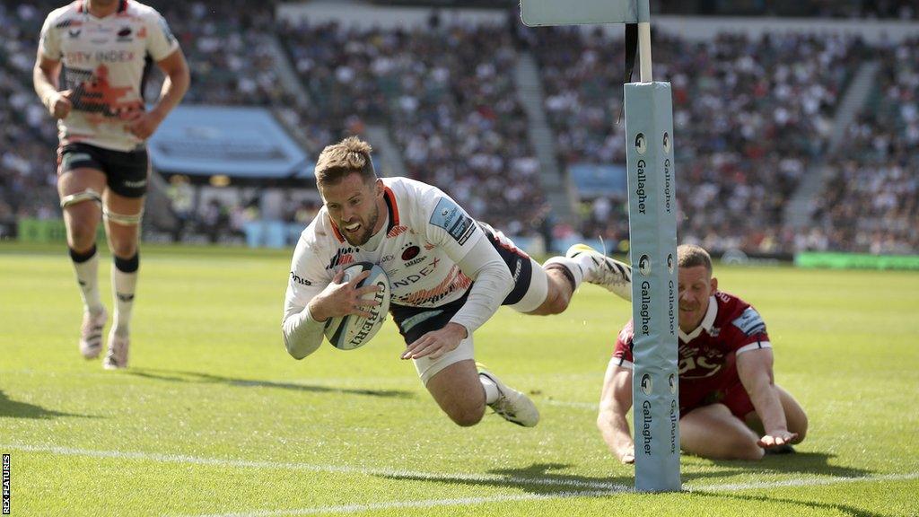 Elliot Daly scores for Saracens