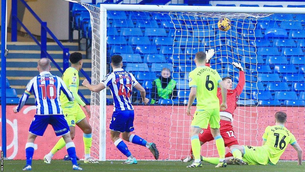 Bailey-Tye Cadamarteri puts Sheffield Wednesday ahead against Blackburn Rovers