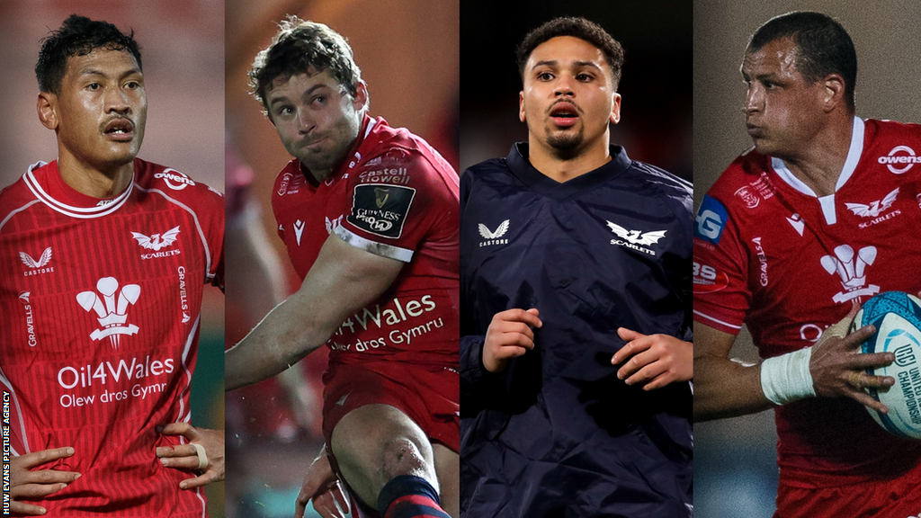 Sam Lousi, Leigh Halfpenny, Dan Davis and Aaron Shingler