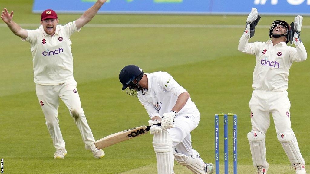 Hampshire James Vince caught behind