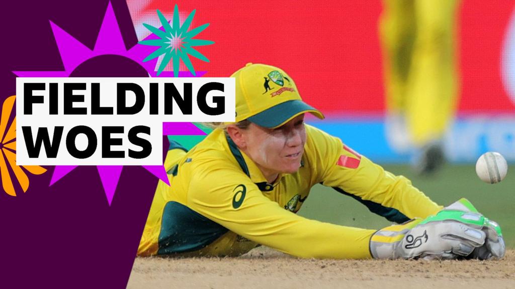 Australia waste 'simple' chances with multiple drops behind stumps