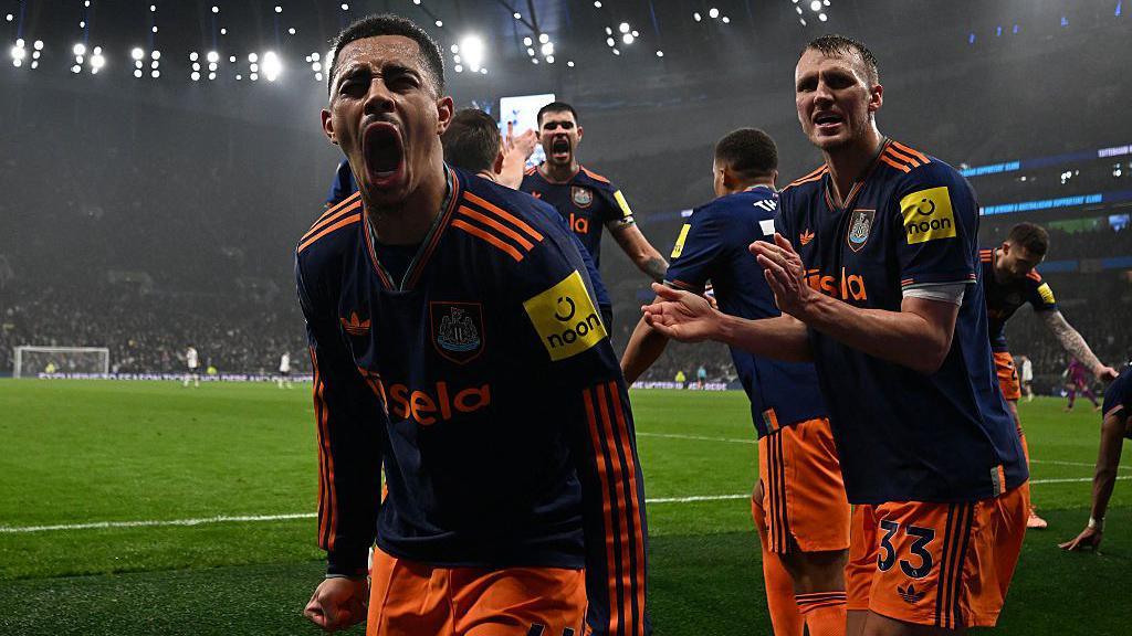 Jacob Ramsey celebrates after scoring for Newcastle United against Tottenham Hotspur at Tottenham Hotspur Stadium