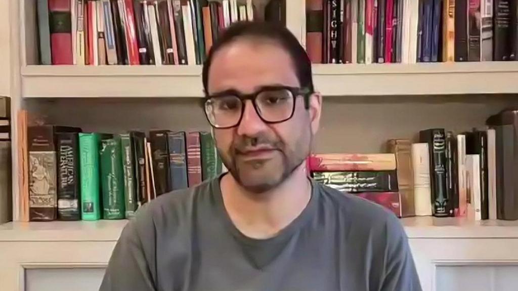 Torilar Misrlik dissidentni Buyuk Britaniyadan deportatsiya qilishni yoqlab chiqmoqda