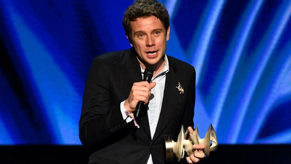 Jonathan Anderson accepts Designer of the Year award during The Fashion Awards 2024 presented by Pandora at Royal Albert Hall on December 02, 2024 in London, England