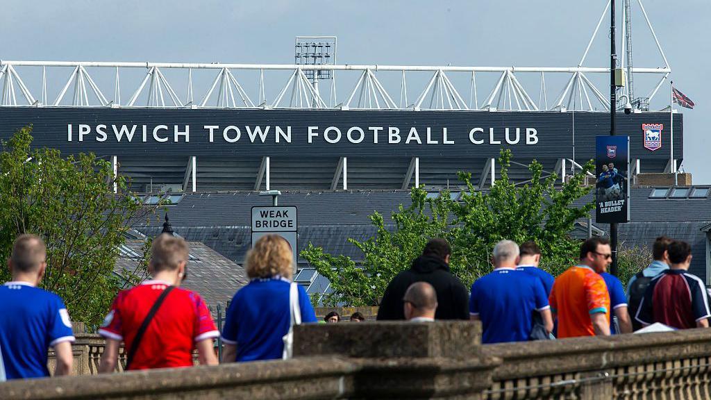 Ipswich Town fans heading to Portman Road