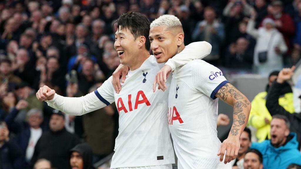 Richarlison Tiền Đạo Nhiệt Huyết và Cảm Xúc