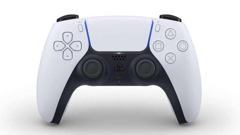 front-view-ps5-controller.