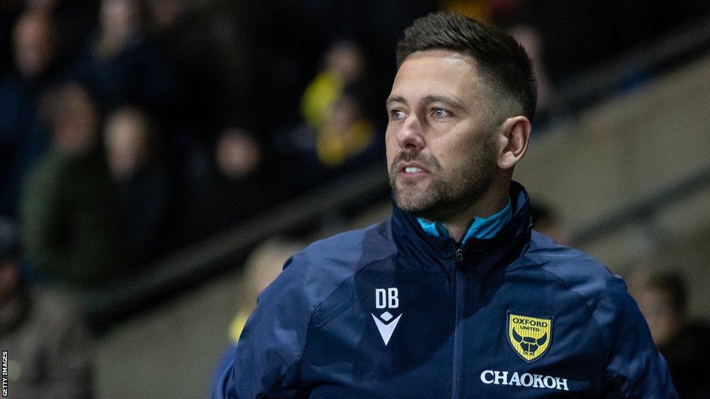 Oxford United head coach Des Buckingham