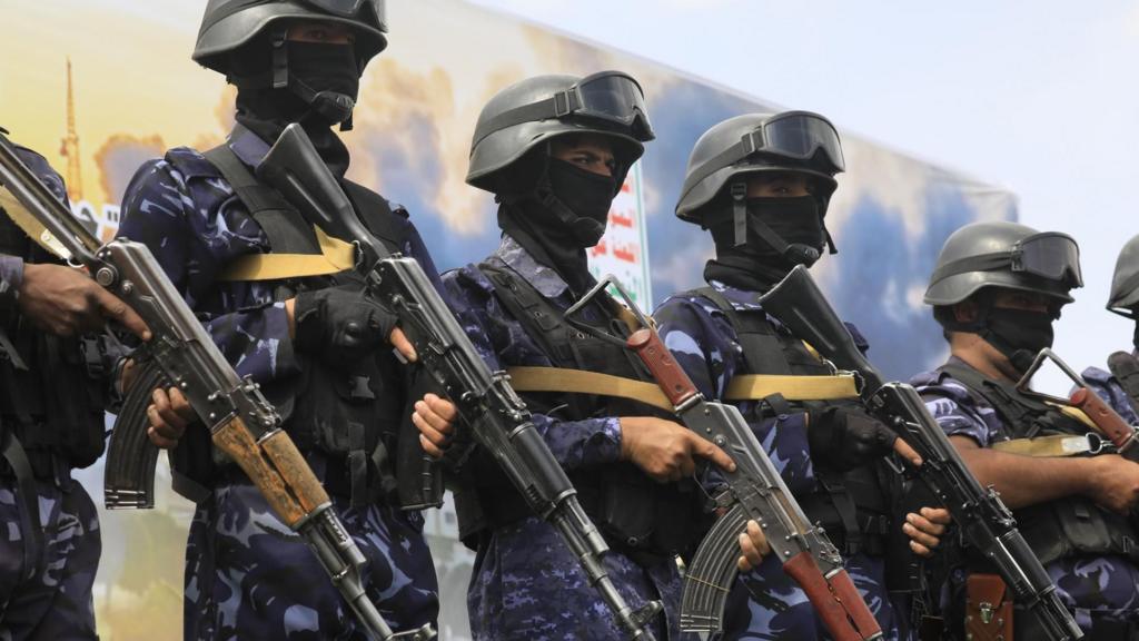 Houthi attacks reportedly kill at least 30 Yemeni government forces