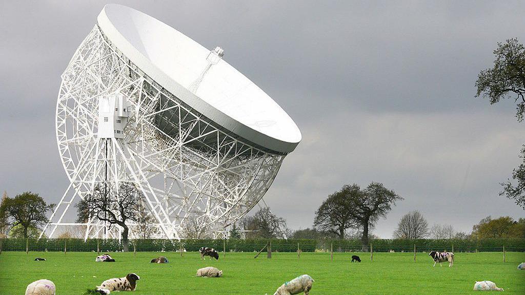 The Lovell Telescope, part of the Jodrell Bank Centre for Astrophysics at the University of Manchester, near Holmes Chapel in Cheshire, north west England is pictured on April 30, 2008. 