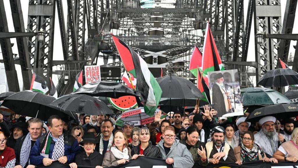 مسيرة في سيدني تجذب عشرات الآلاف لدعم فلسطين