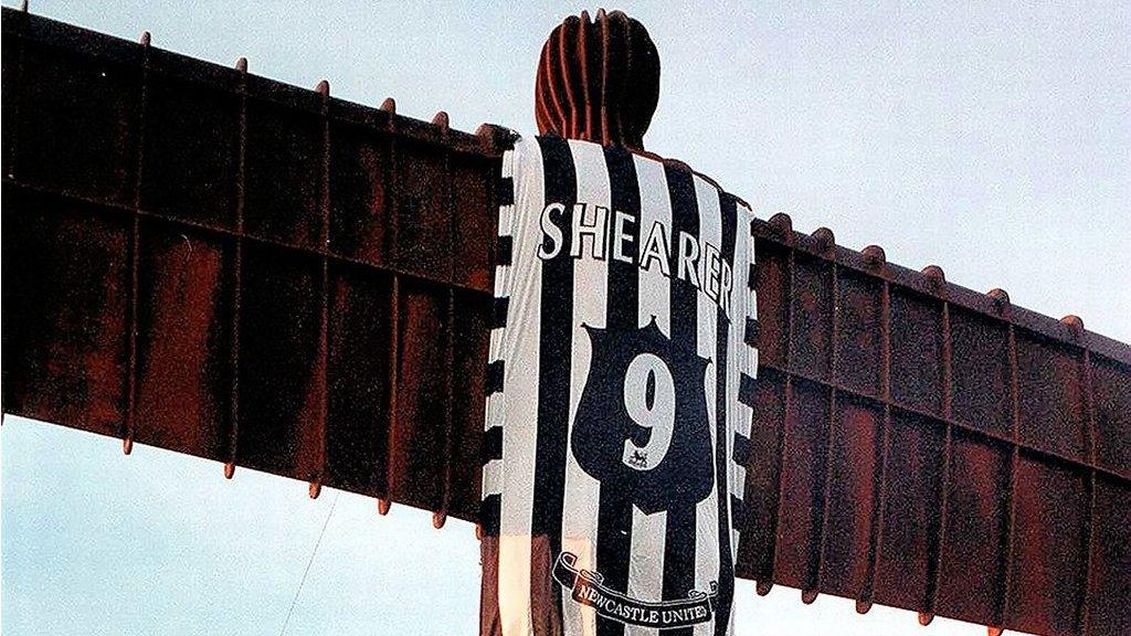 Angel of the North wearing an Alan Shearer football shirt