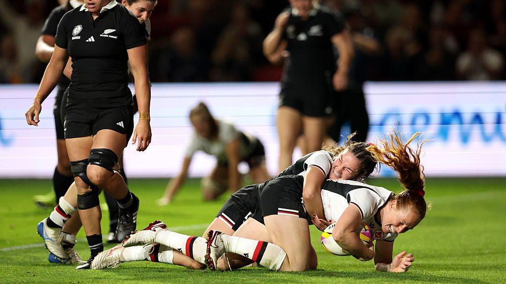 Alex Tessier scores for Canada