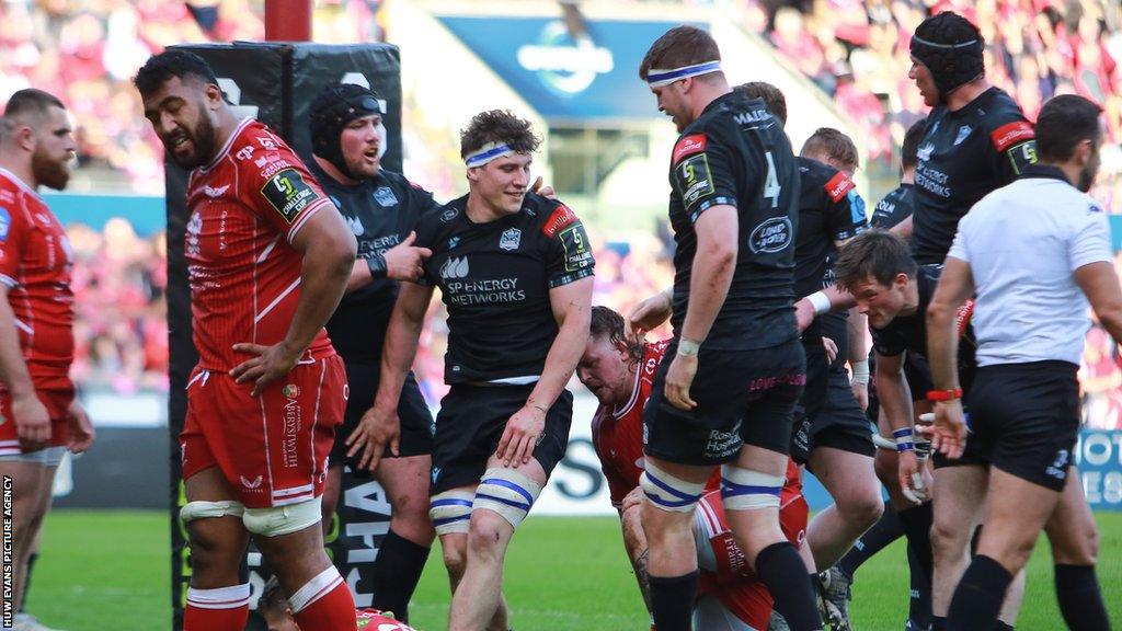 Scarlets lost to Glasgow in the European Challenge Cup semi-final to end the season for the Welsh regions