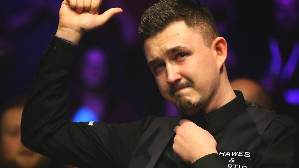 Kyren Wilson acknowledges the crowd at Alexandra Palace following his Masters final defeat