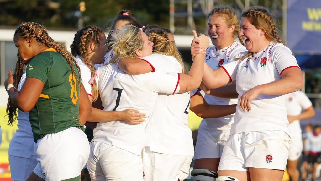 England celebrate a try