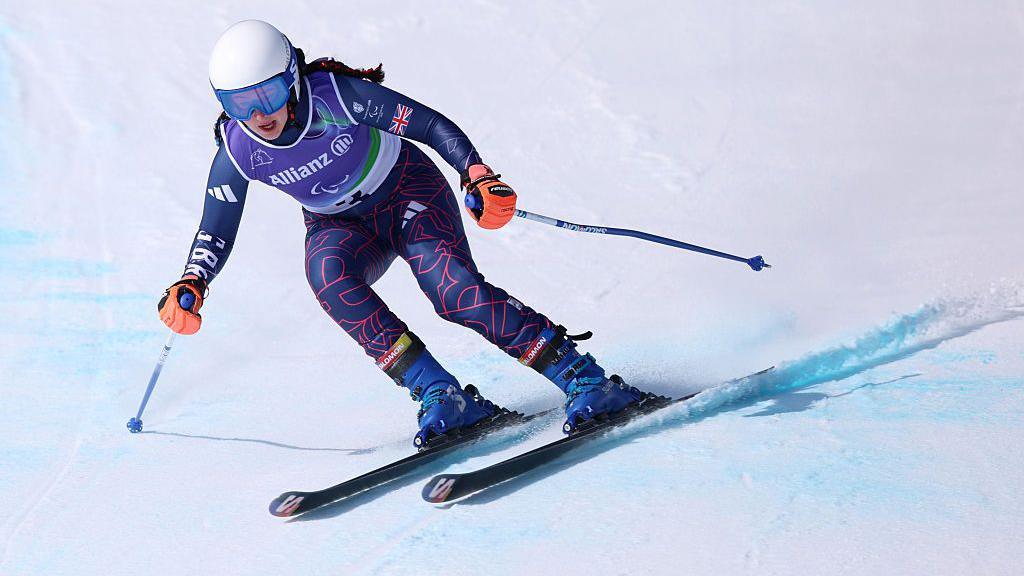 Menna Fitzpatrick v akci