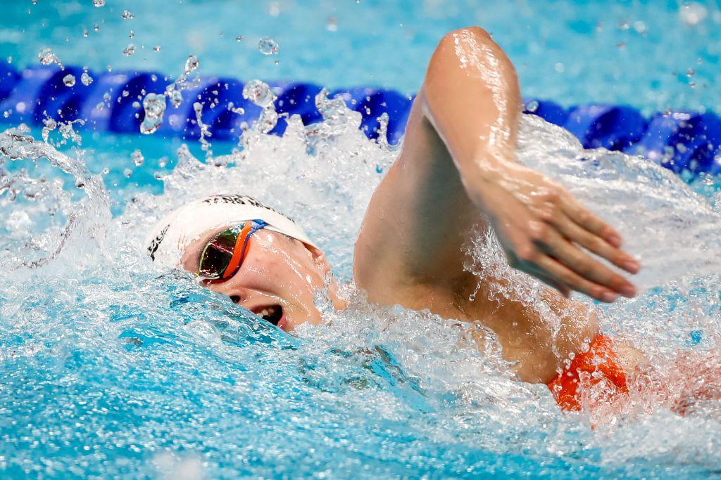 Muhan Tang of China competes in the Women's 200m Freestyle Semi Finals during the FINA World Aquatics Championships Swimming at the Duna Arena on June 20, 2022 in Budapest,