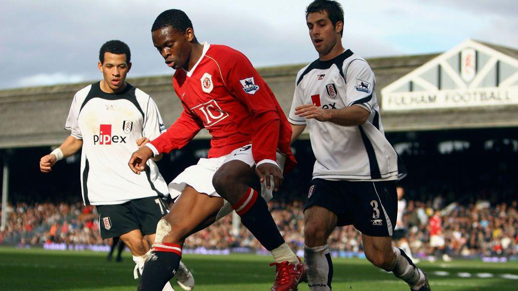 Saha in action for Man Utd against Fulham