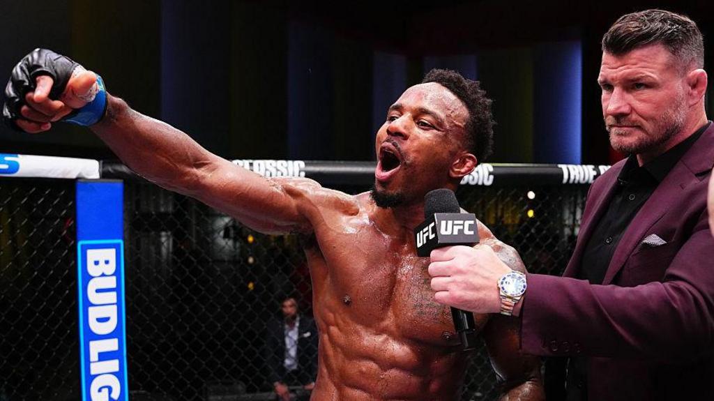 Murphy outclasses Emmett to stay unbeaten in UFC