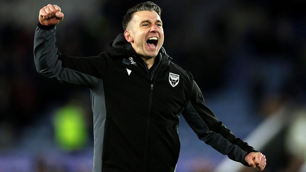 Oxford United head coach Matt Bloomfield