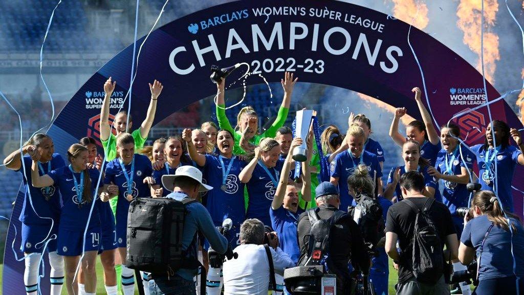 Chelsea lift the 2022-23 WSL trophy