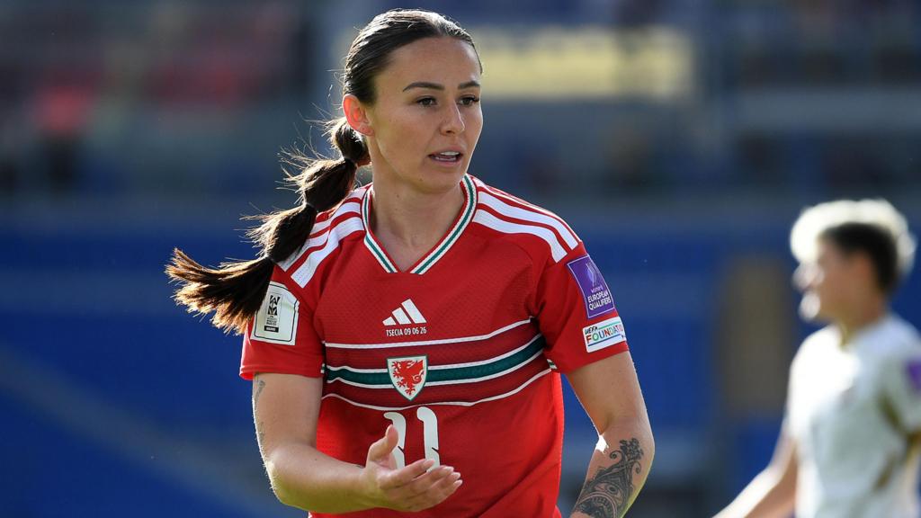 Wales Forward Hannah Cain Returns to Everton
