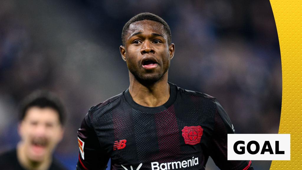 Kofane scores stunner as Leverkusen beat Hamburg to close in on top four