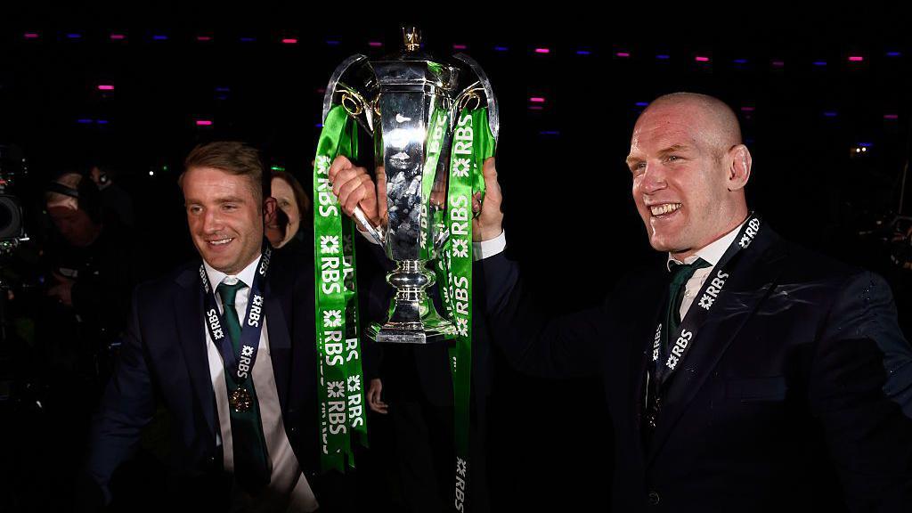 Luke Fitzgerald and Paul O'Connell celebrate