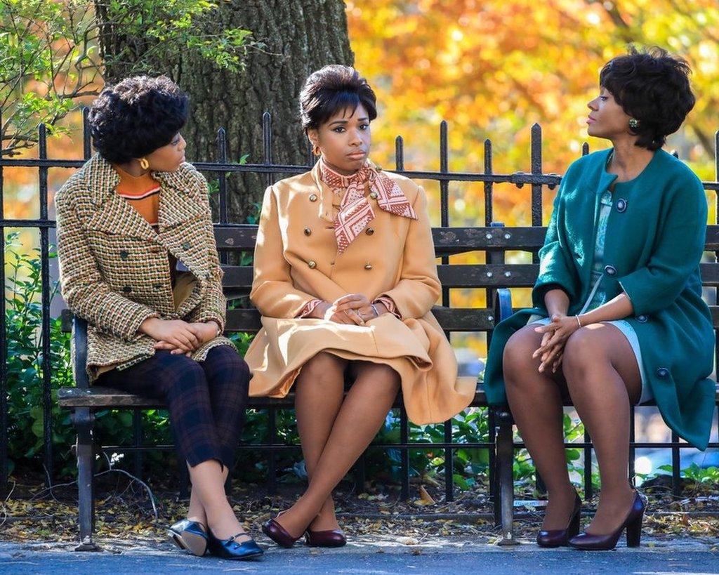 Jennifer Hudson films a scene from Aretha in New York