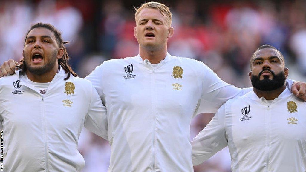 Lewis Ludlam (left) and Kyle Sinckler (right) alongside future Toulon team-mate during an England anthem