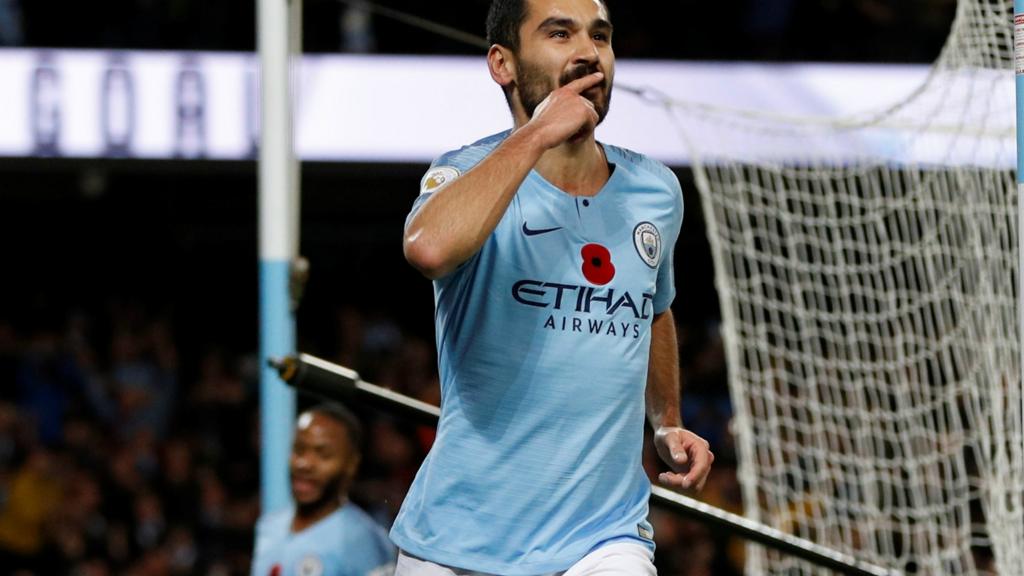 Ilkay Gundogan scores