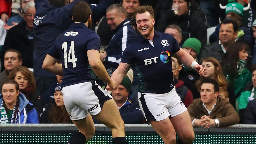 Hogg scores amazing try for Scotland