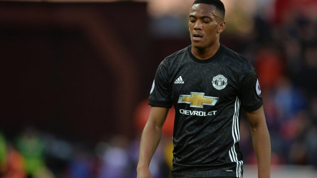 Anthony Martial looks dejected