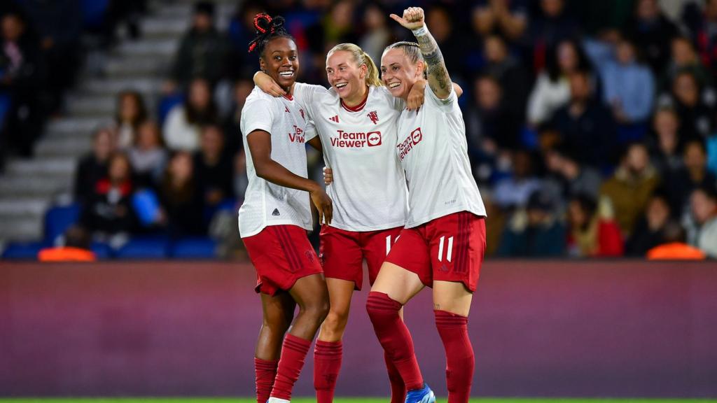 Women s Champions League LIVE PSG v Man Utd score updates from second qualifying round tie BBC Sport