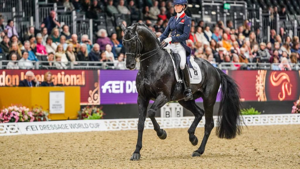 Lottie Fry and Glamourdale winning the World Cup Freestyle in 2022