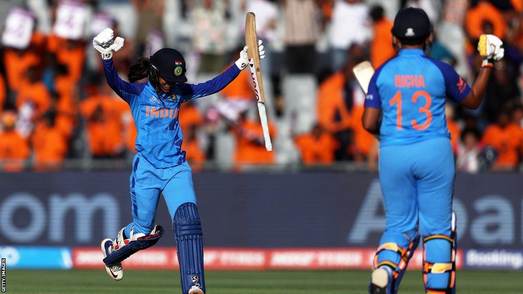 Jemimah Rodrigues celebrates hitting the winning runs v Pakistan