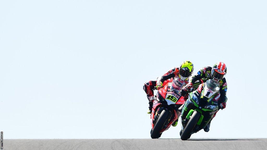 Jonathan Rea (#1) and Alvaro Bautista (#19) had some titanic battles in 2019