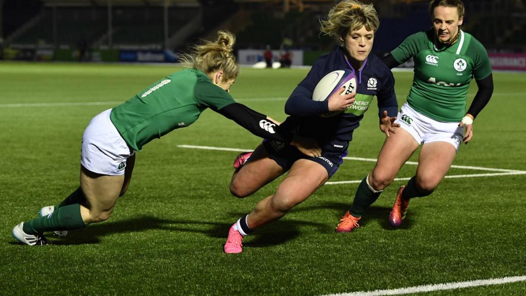 Hannah Smith scores for Scotland